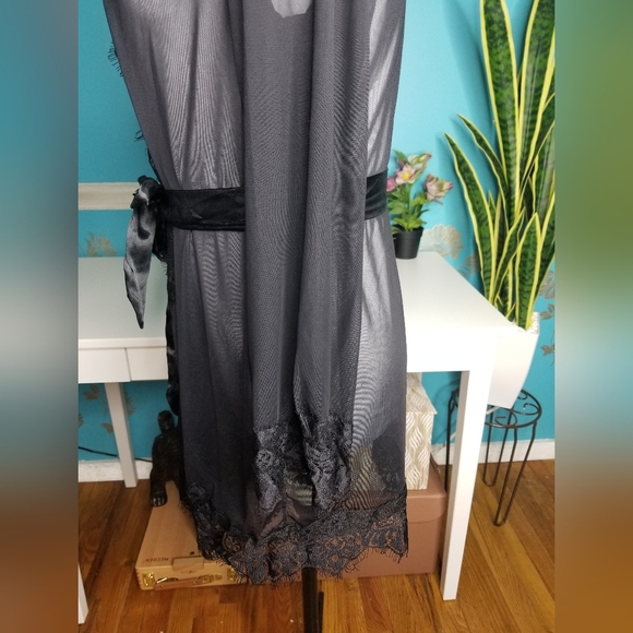 RS Love Sheer Lace Short Robe Black - Picture 7 of 13